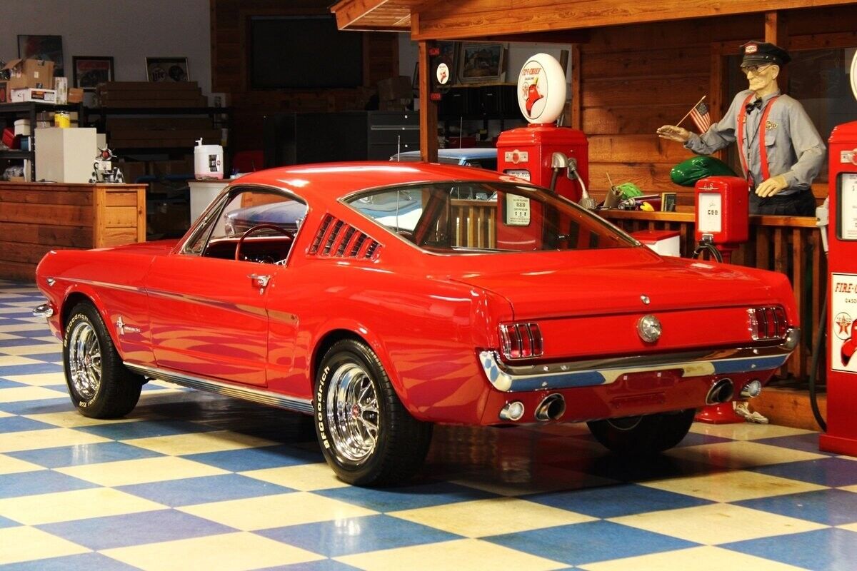 Ford-Mustang-1965-Red-Red-0-2