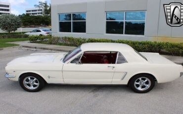 Ford-Mustang-1965-White-Red-71164-4