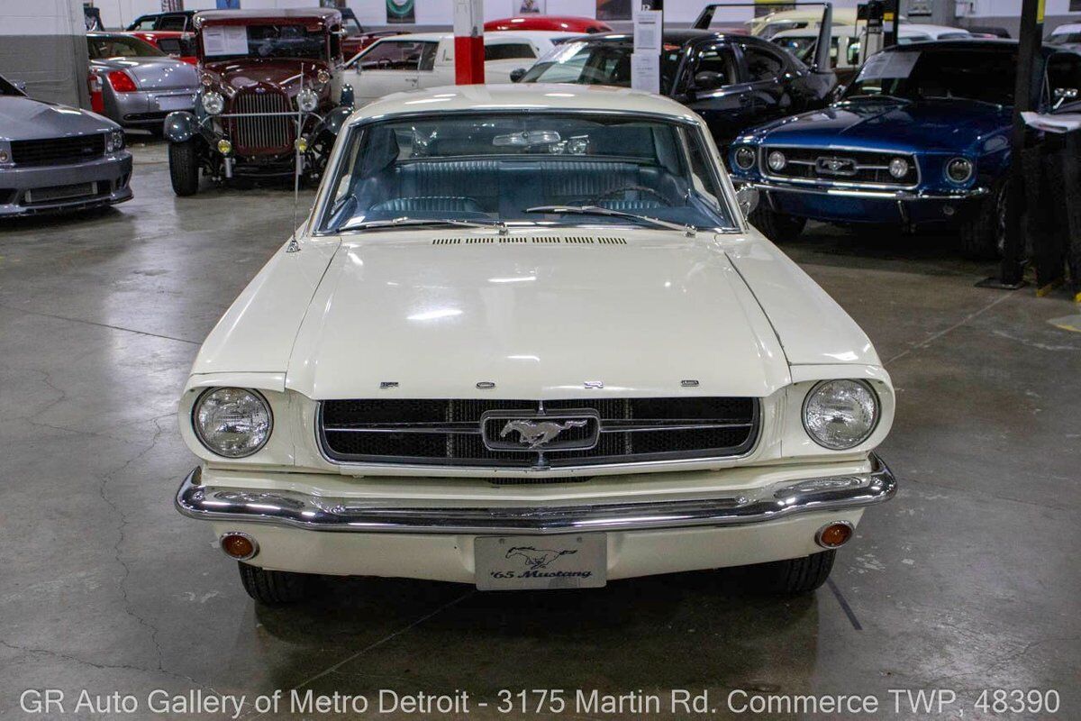 Ford-Mustang-1965-White-Turquoise-147757-10