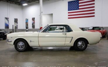 Ford-Mustang-1965-White-Turquoise-147757-2