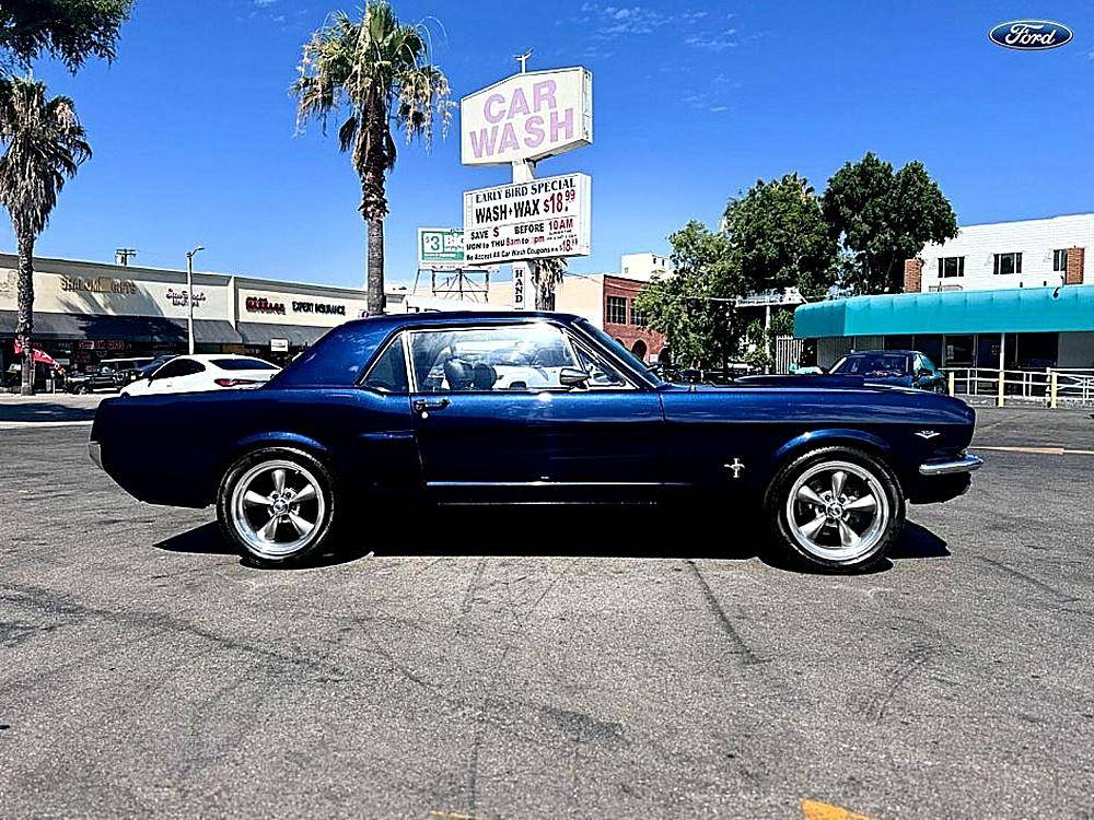 Ford-Mustang-1965-black-72420-2