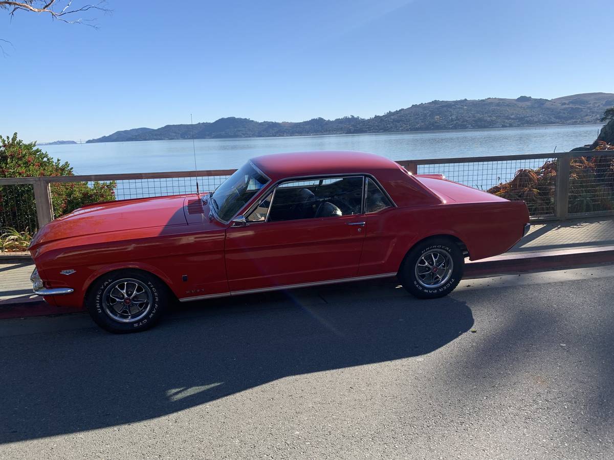 Ford-Mustang-1965-red-160934-3