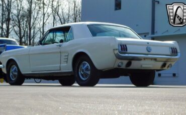 Ford-Mustang-1966-Beige-Black-20035-5