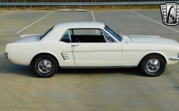 Ford-Mustang-1966-Beige-Black-20035-8