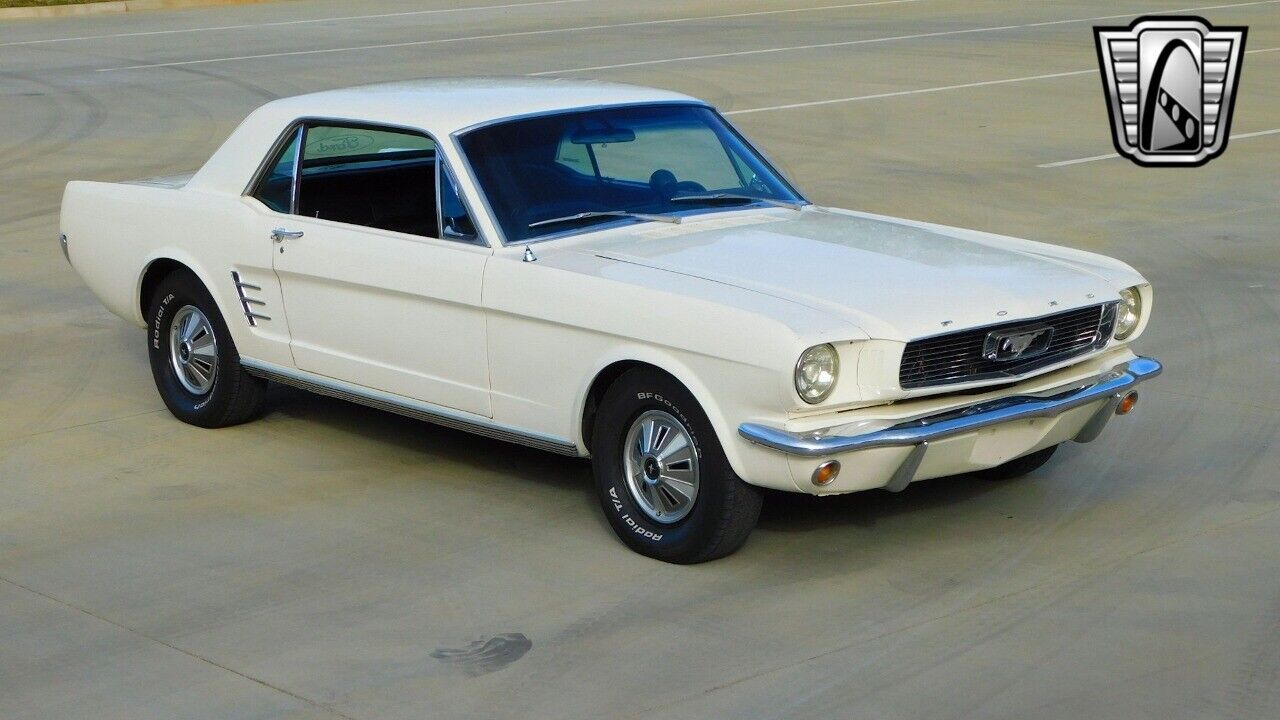 Ford-Mustang-1966-Beige-Black-20035-9