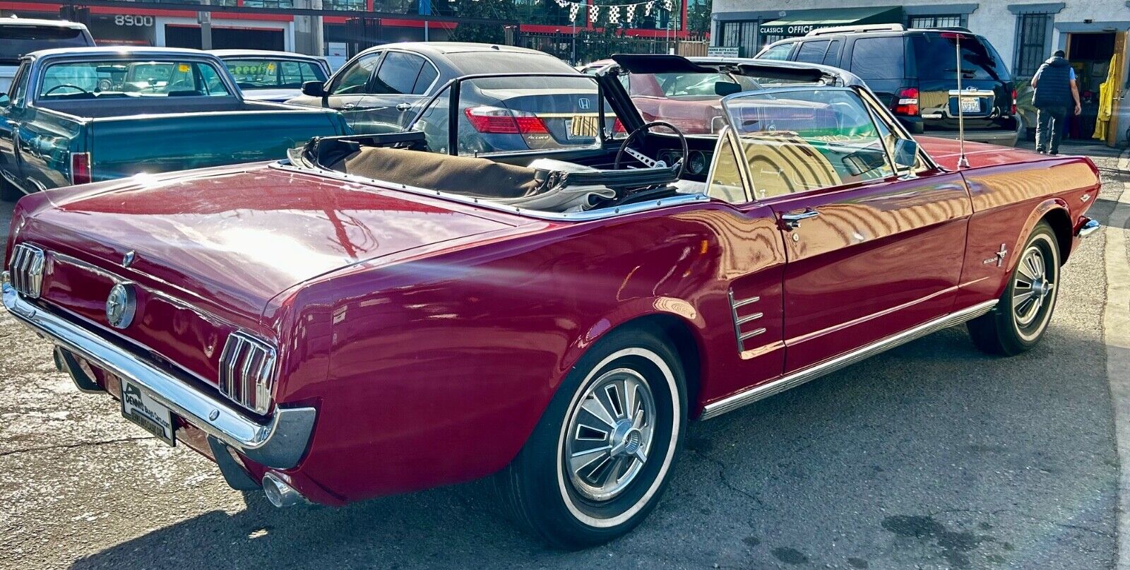 Ford-Mustang-1966-Red-Black-4905-5