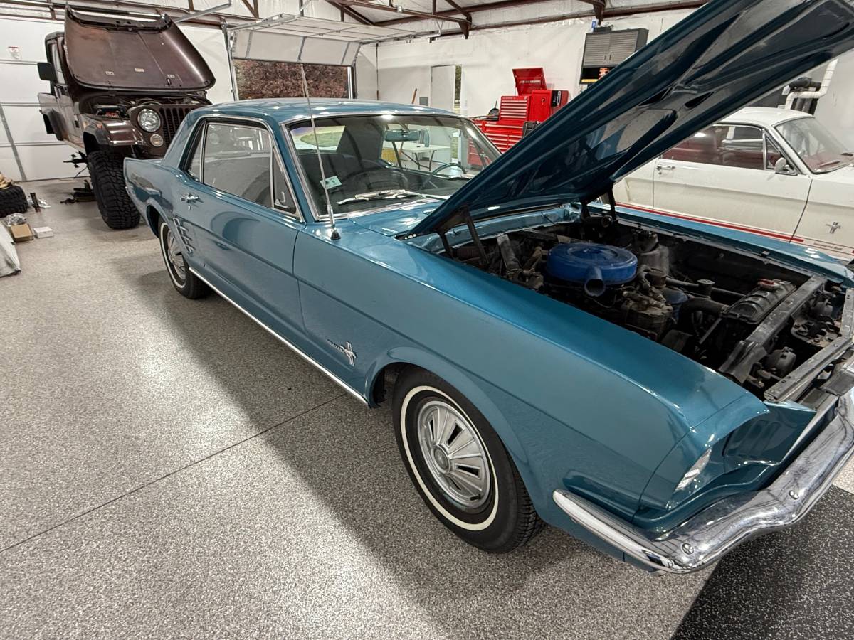 Ford-Mustang-1966-blue-140013-1