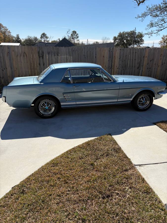 Ford-Mustang-1966-blue-77248-2