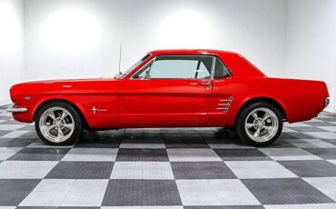 Ford-Mustang-1966-red-104622-4