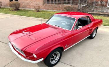 Ford-Mustang-1967-Red-Black-80467-2