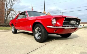 Ford-Mustang-1967-Red-Black-80467-5