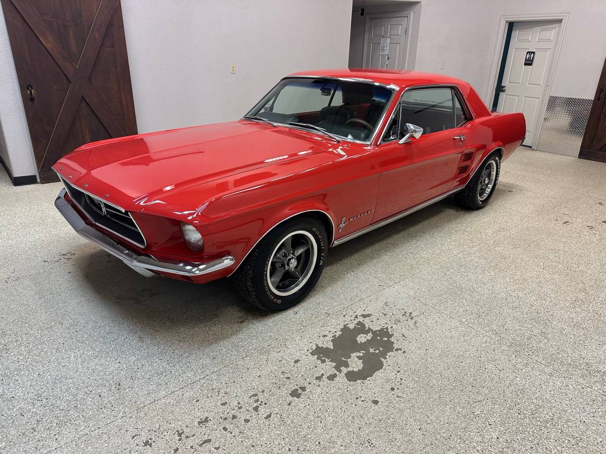 Ford-Mustang-1967-red-7765-2