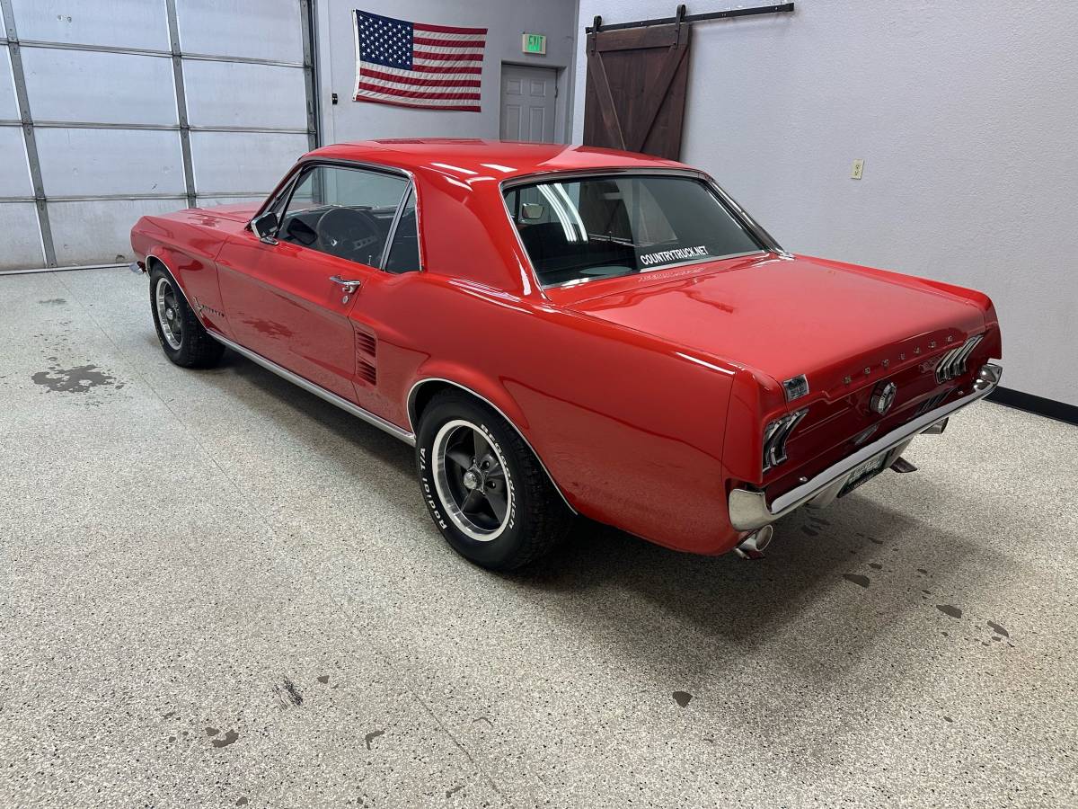 Ford-Mustang-1967-red-7765-3