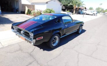 Ford-Mustang-1968-black-32-4