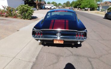 Ford-Mustang-1968-black-32-5