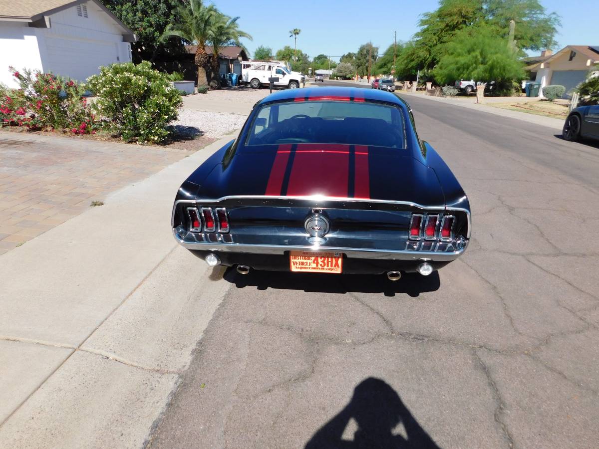 Ford-Mustang-1968-black-32-5