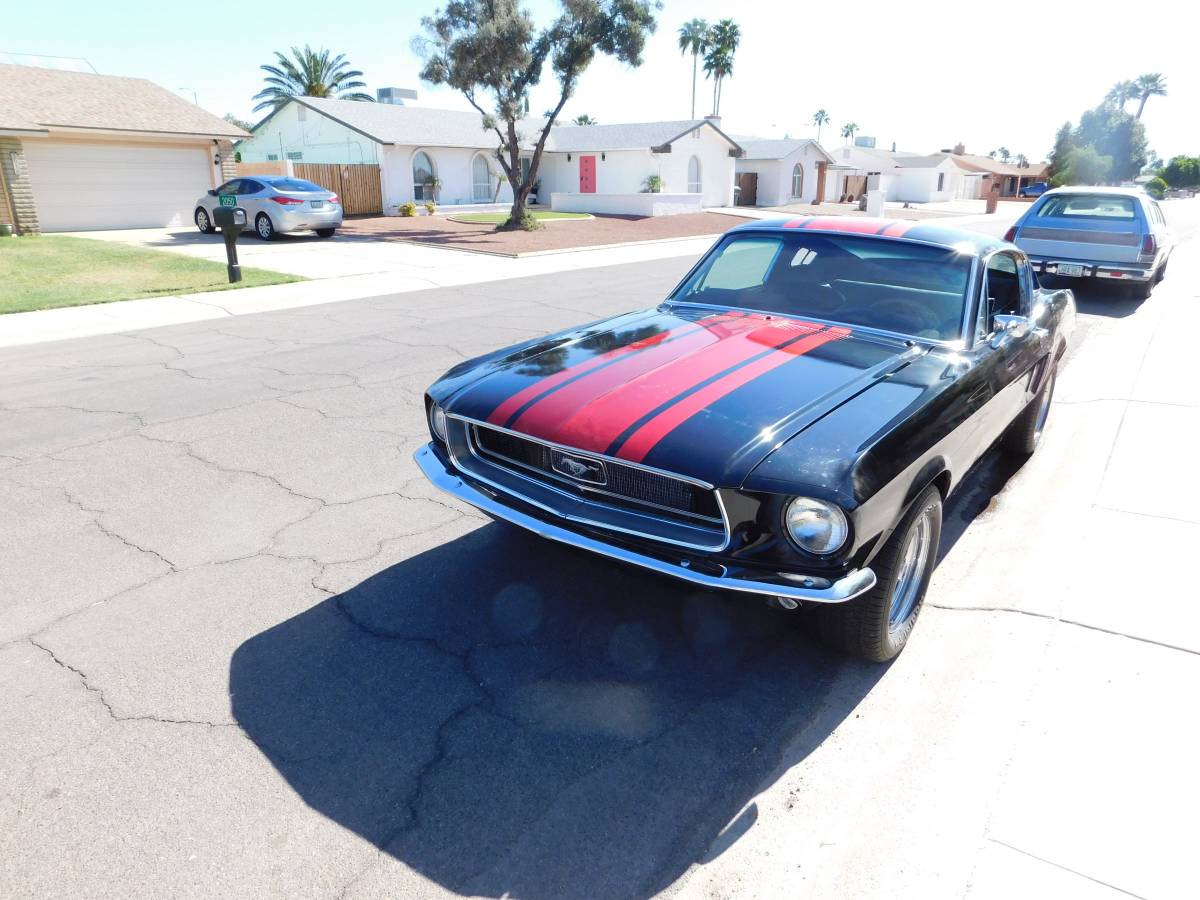 Ford-Mustang-1968-black-32-8