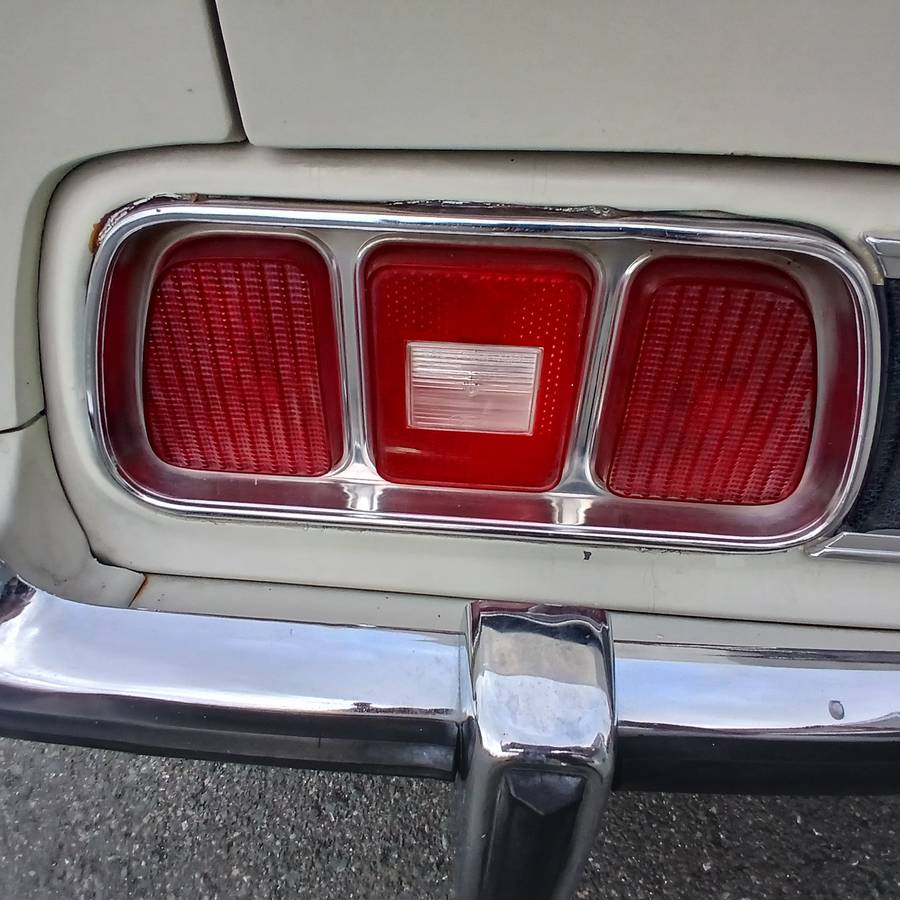 Ford-Mustang-1973-white-140412-9