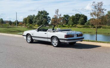 Ford-Mustang-1984-White-White-0-4