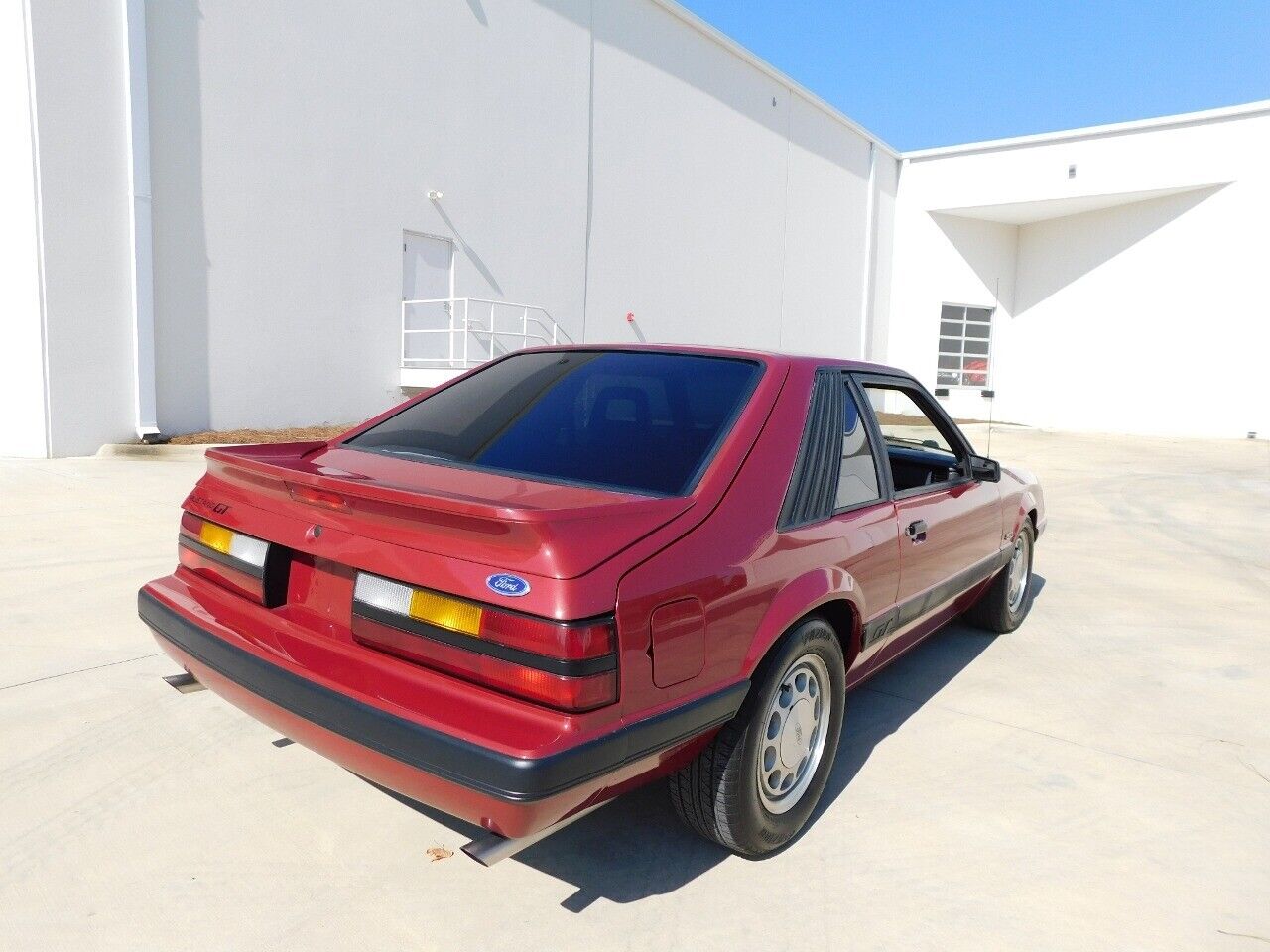 Ford-Mustang-1986-Red-Gray-82043-10