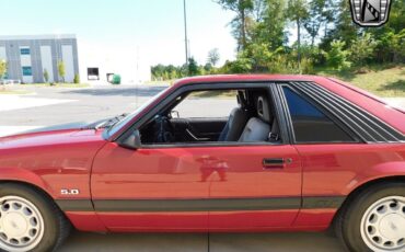 Ford-Mustang-1986-Red-Gray-82043-6