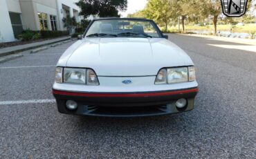 Ford-Mustang-1987-White-Gray-157587-2