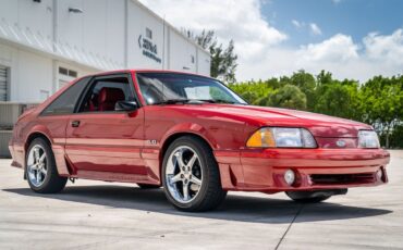 Ford-Mustang-1988-Red-Red-45964-17