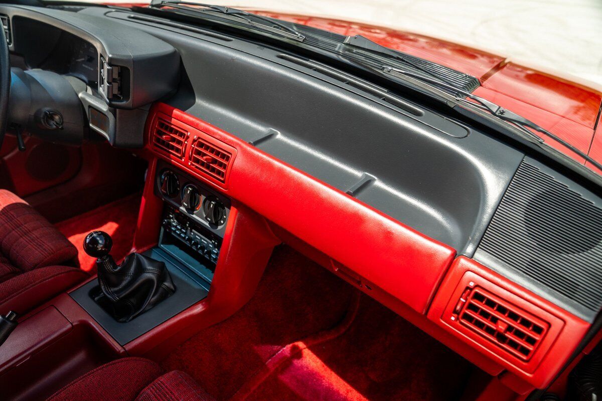 Ford-Mustang-1988-Red-Red-45964-30