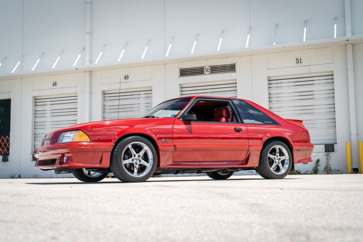 Ford-Mustang-1988-Red-Red-45964-9