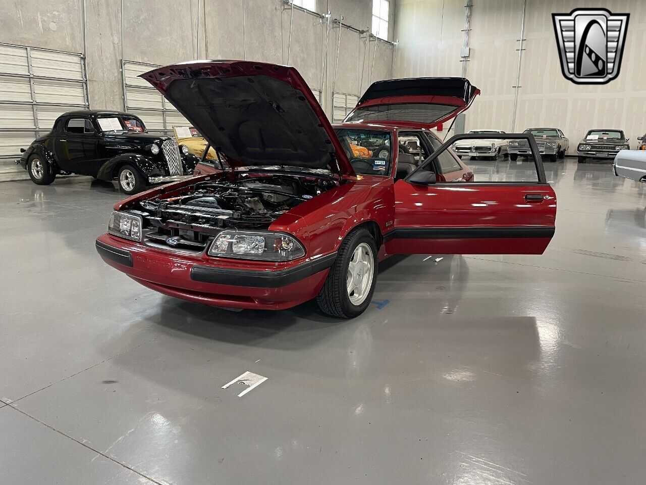 Ford-Mustang-1991-Maroon-Black-94245-8