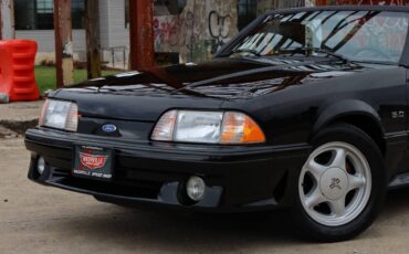 Ford-Mustang-1993-10