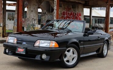 Ford-Mustang-1993-21