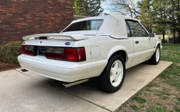 Ford-Mustang-1993-28