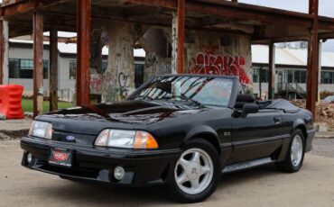 Ford-Mustang-1993-3