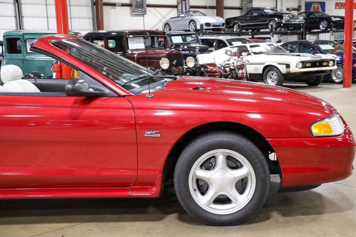 Ford-Mustang-1995-Red-White-42313-10