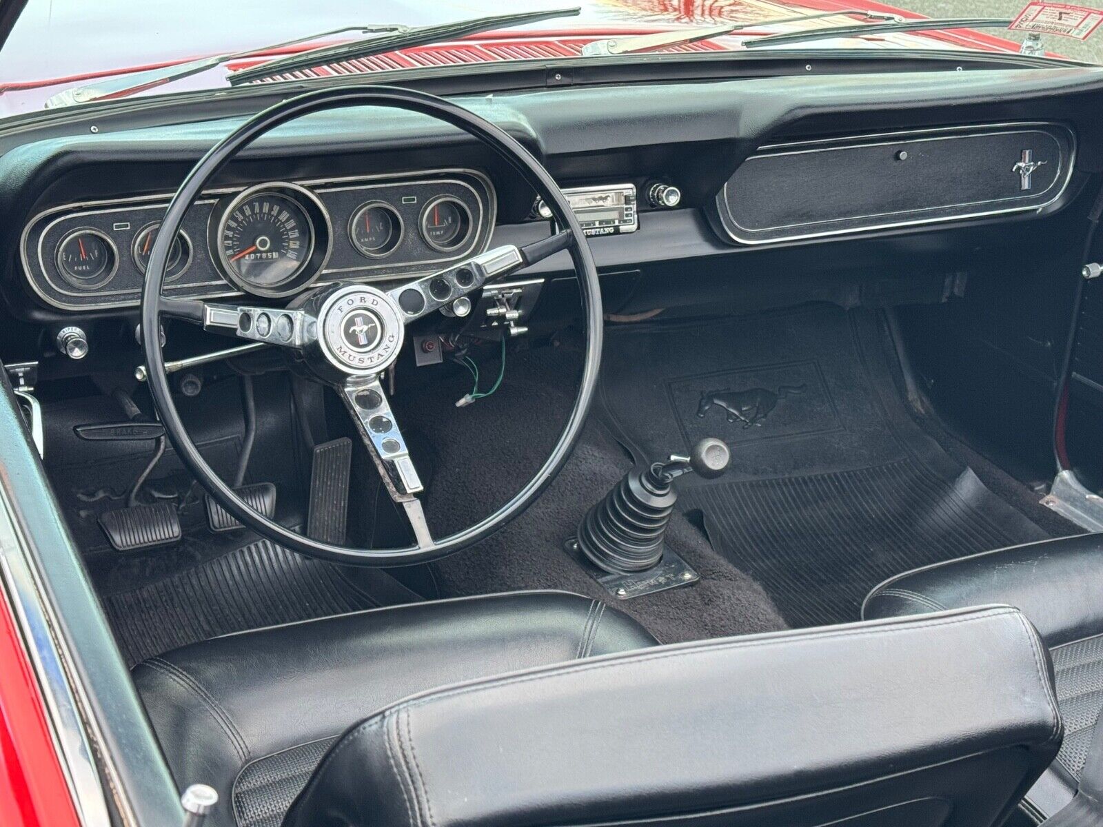 Ford-Mustang-Cabriolet-1966-Red-Black-65632-18