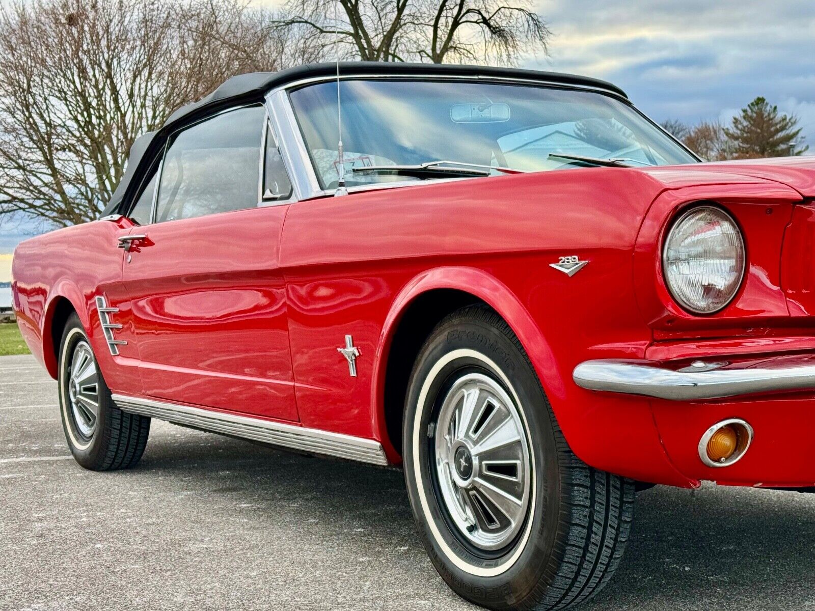 Ford-Mustang-Cabriolet-1966-Red-Black-65632-22