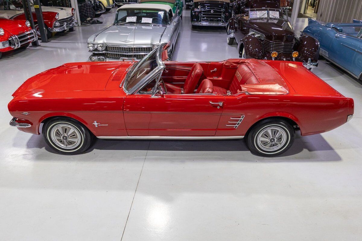 Ford-Mustang-Cabriolet-1966-Red-Red-52738-11