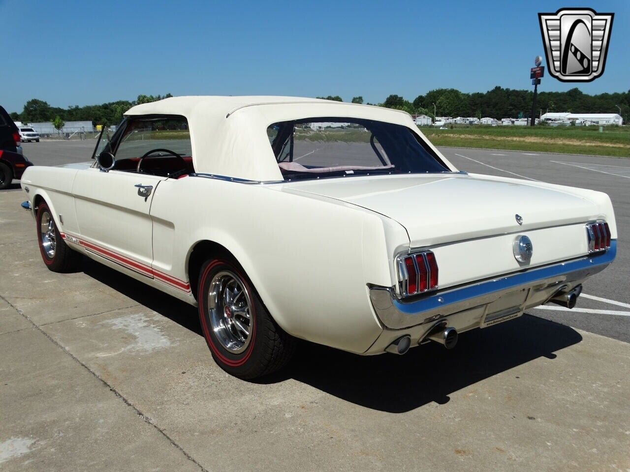 Ford-Mustang-Cabriolet-1966-White-Red-67182-5