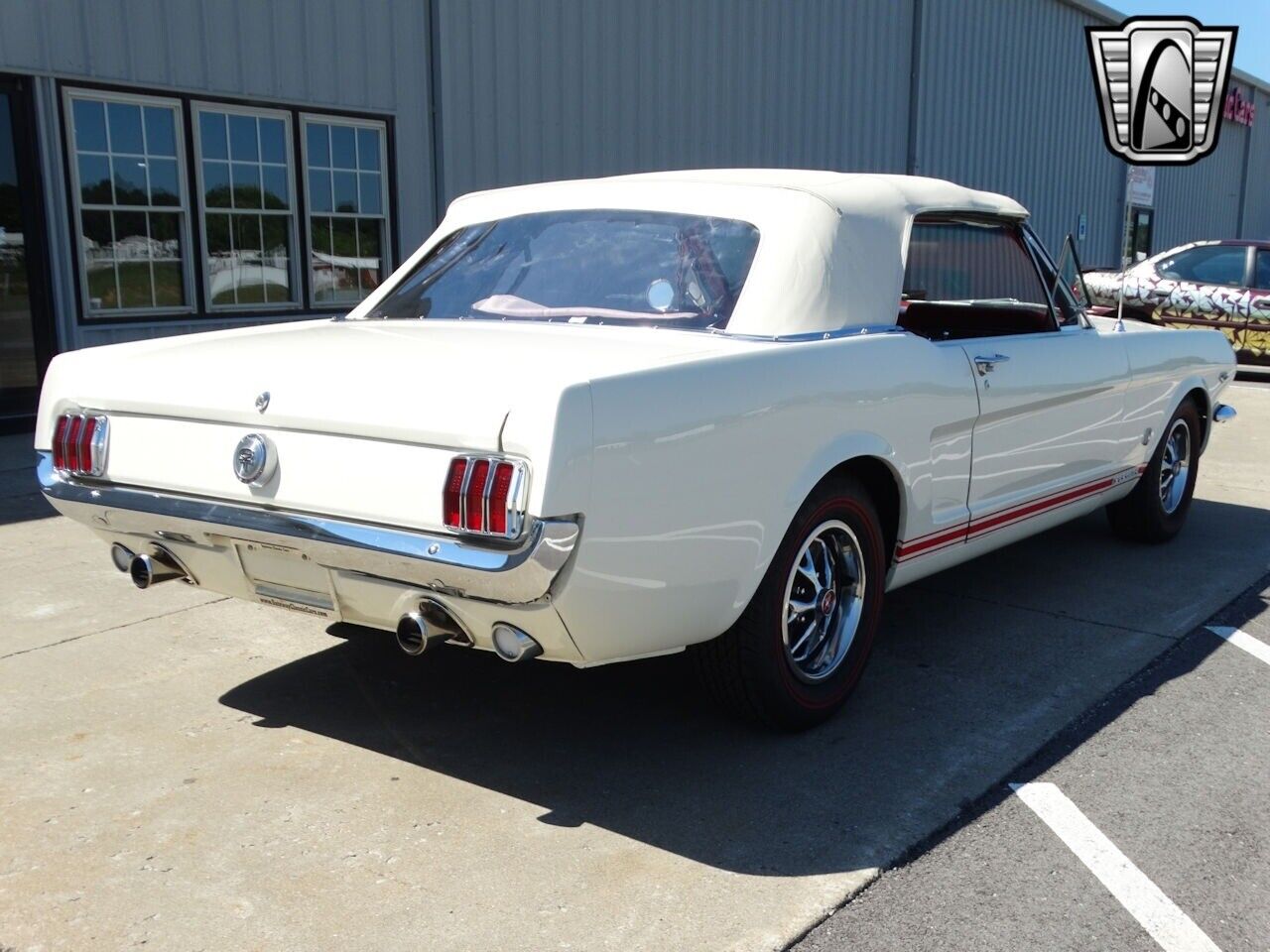 Ford-Mustang-Cabriolet-1966-White-Red-67182-7