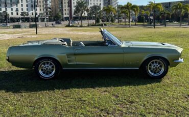 Ford-Mustang-Cabriolet-1967-28