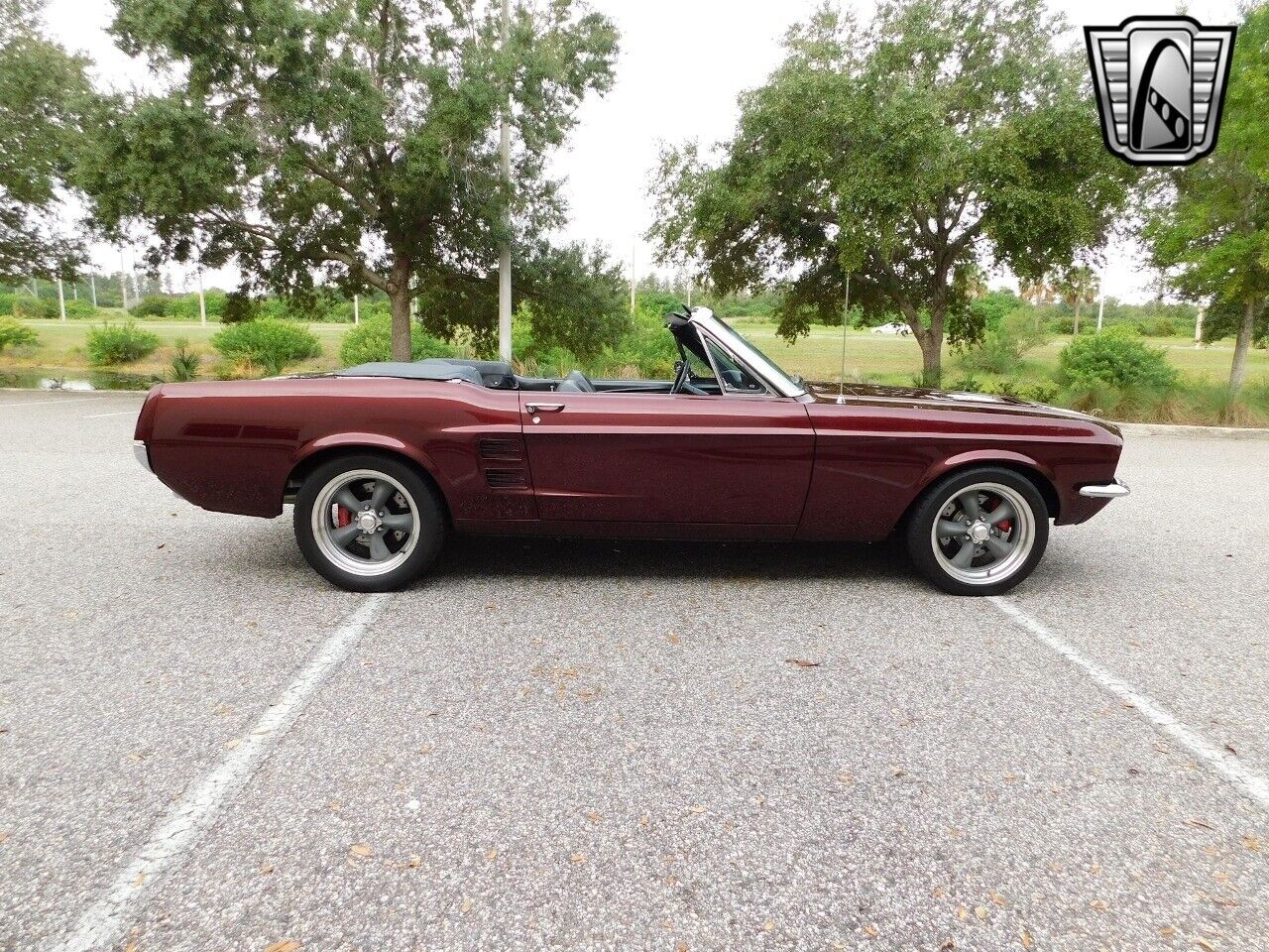 Ford-Mustang-Cabriolet-1967-Burgundy-Black-1189-3