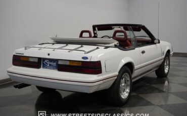 Ford-Mustang-Cabriolet-1984-11