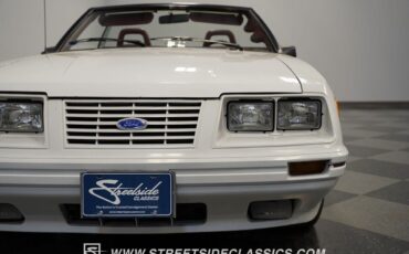 Ford-Mustang-Cabriolet-1984-17