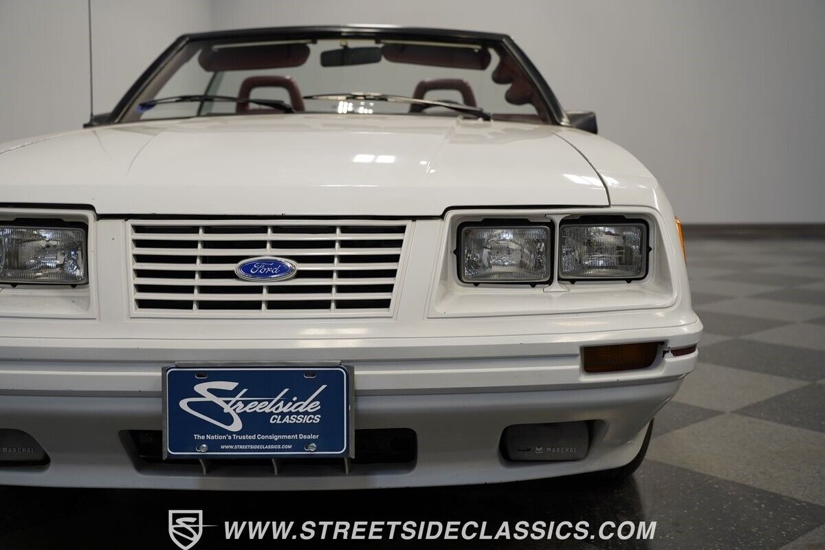 Ford-Mustang-Cabriolet-1984-17