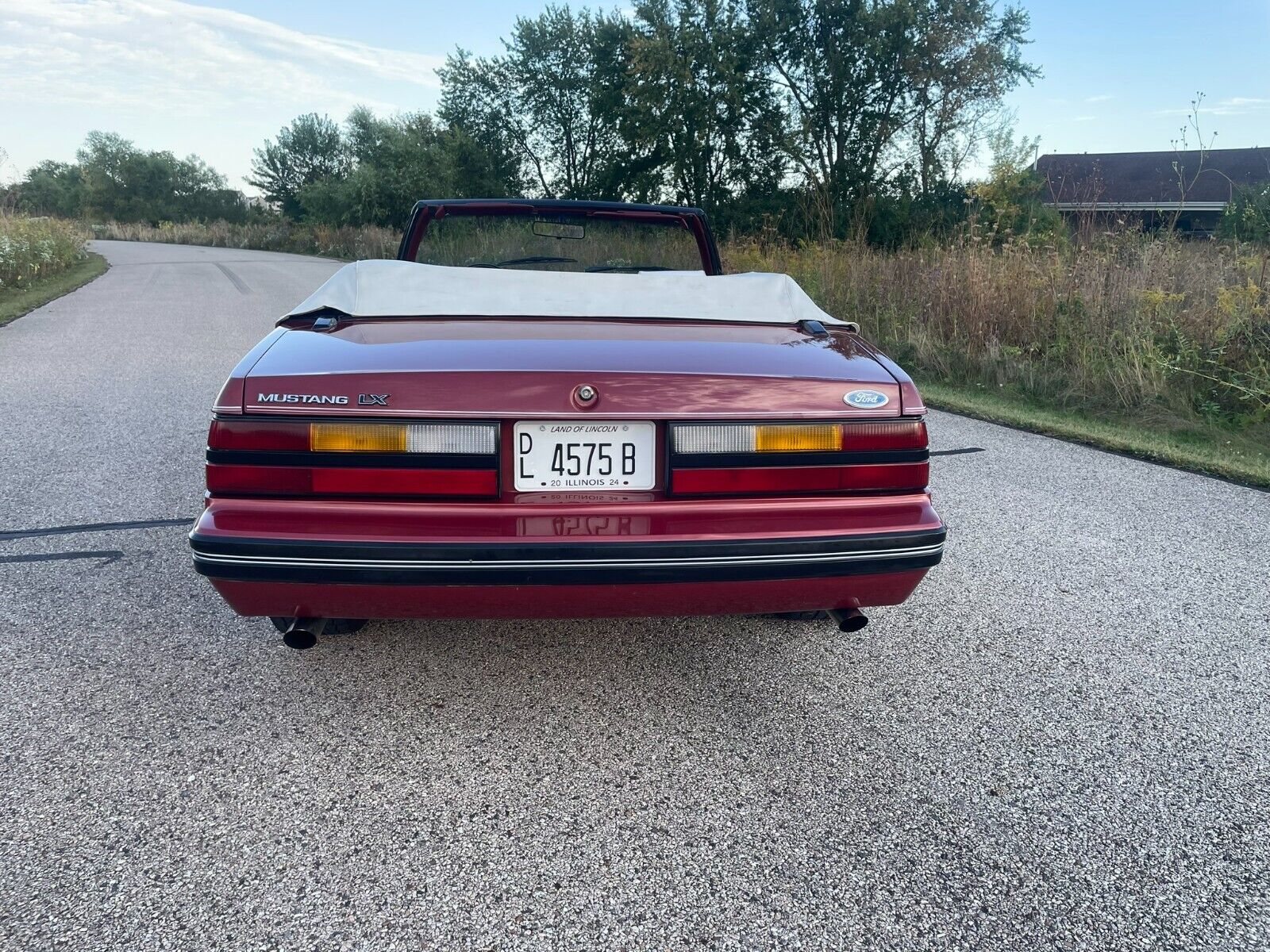 Ford-Mustang-Cabriolet-1984-3