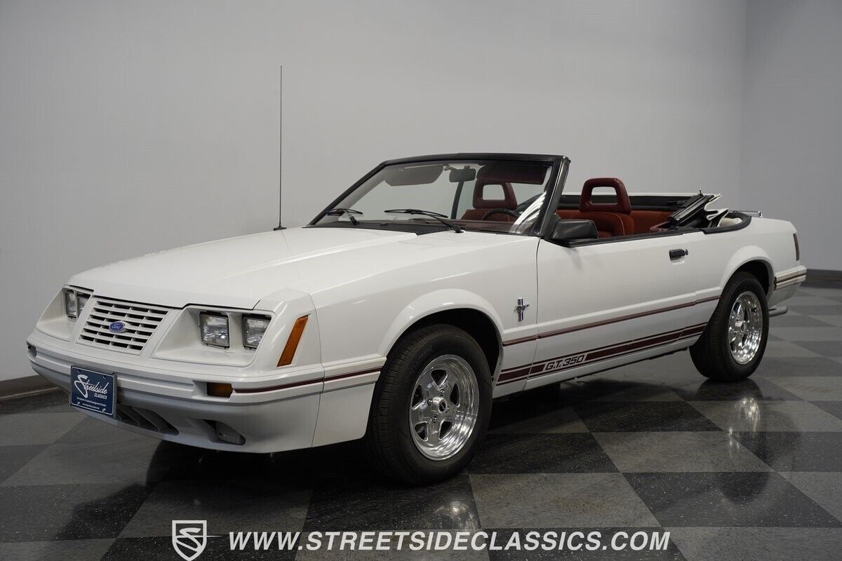 Ford-Mustang-Cabriolet-1984-5