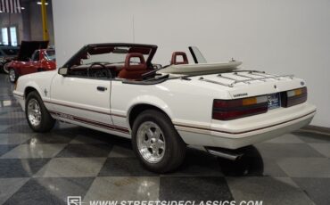 Ford-Mustang-Cabriolet-1984-7