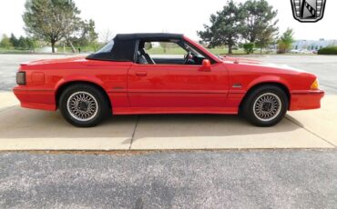 Ford-Mustang-Cabriolet-1988-Red-Gray-59840-6