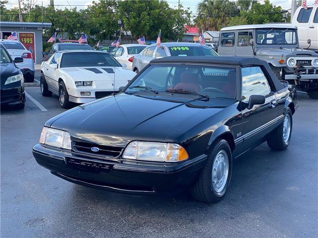 Ford-Mustang-Cabriolet-1989-1